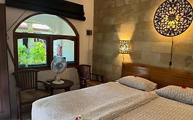 Catra Homestay Beach Apartments