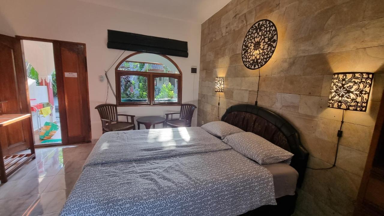 Catra Homestay Beach Apartments Candidasa Buitenkant foto