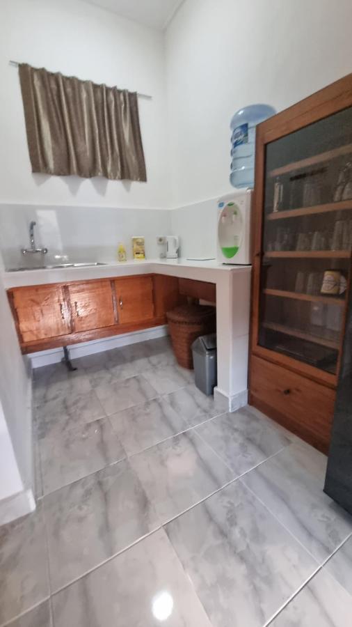 Catra Homestay Beach Apartments Candidasa Buitenkant foto